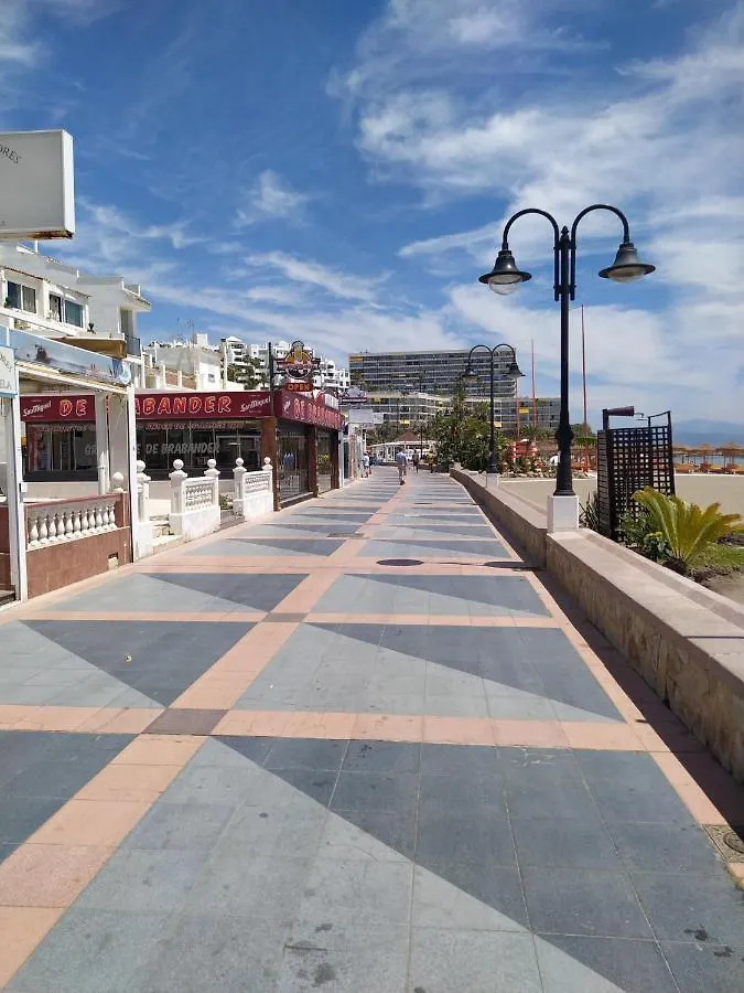 La Carihuela, 1ª Linea, Playa, Fire Stick Amazon, Parking, 2 Dorm, 5 Pers Apartment Torremolinos 0*,  Spain